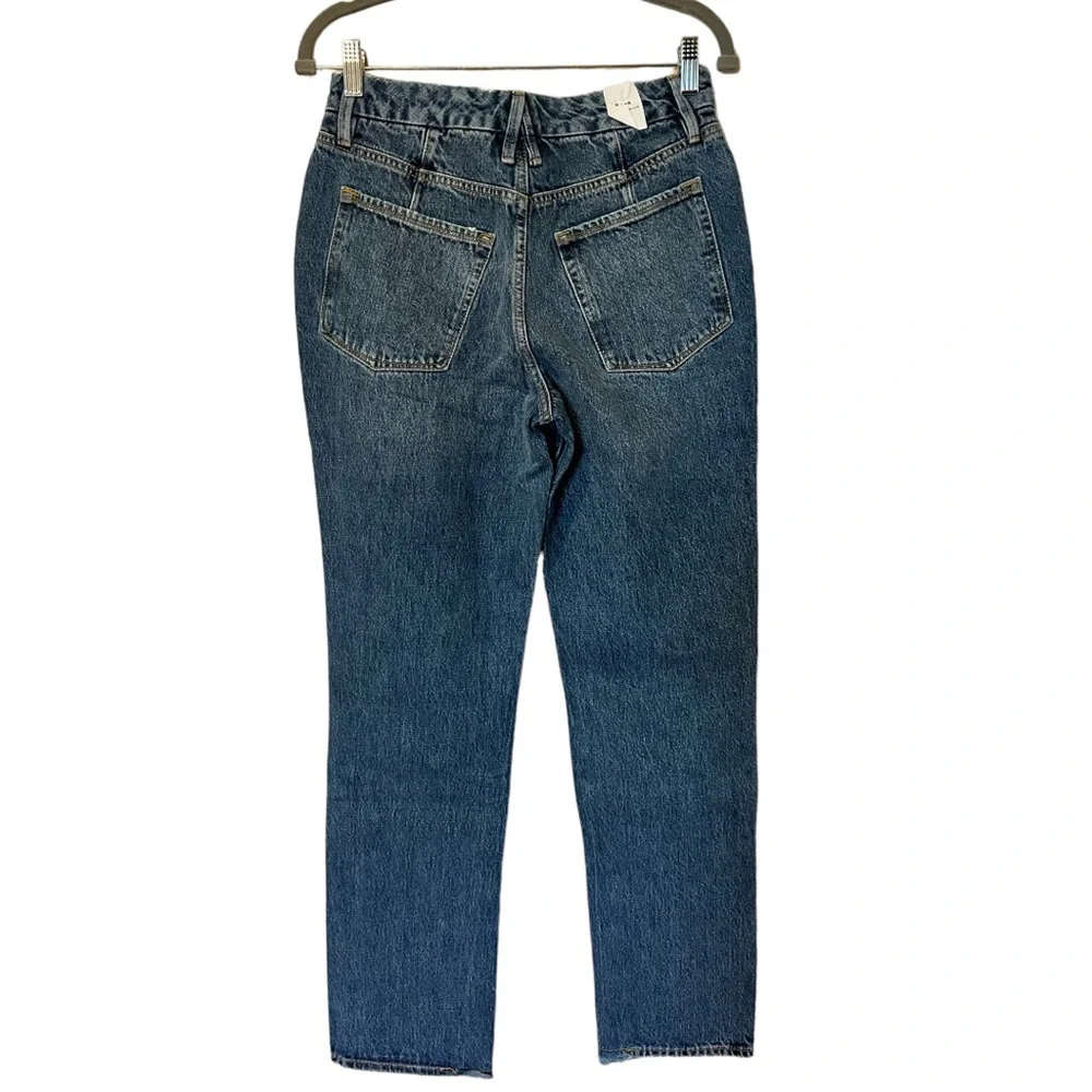 Good American Good 90s Slim Ripped Knee Straight Jeans in Indigo061 (6) - Picture 6 of 13
